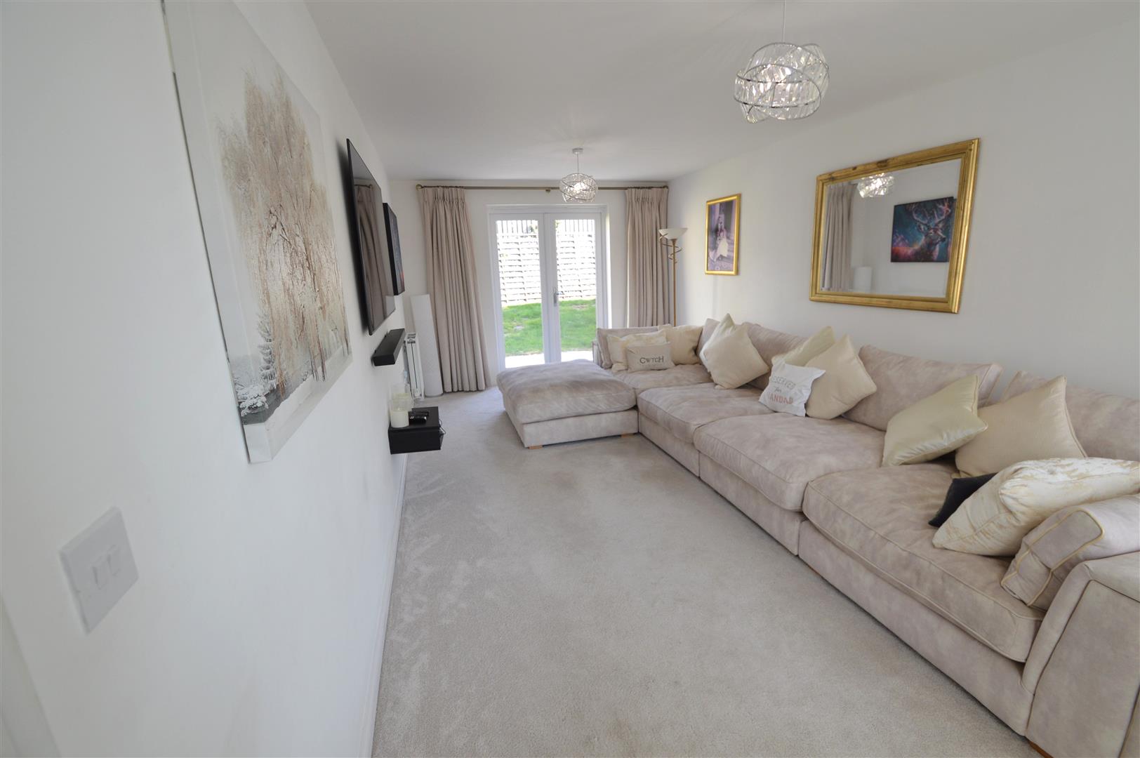 42 Crompton Way, Ogmore by Sea, CF32 0QF